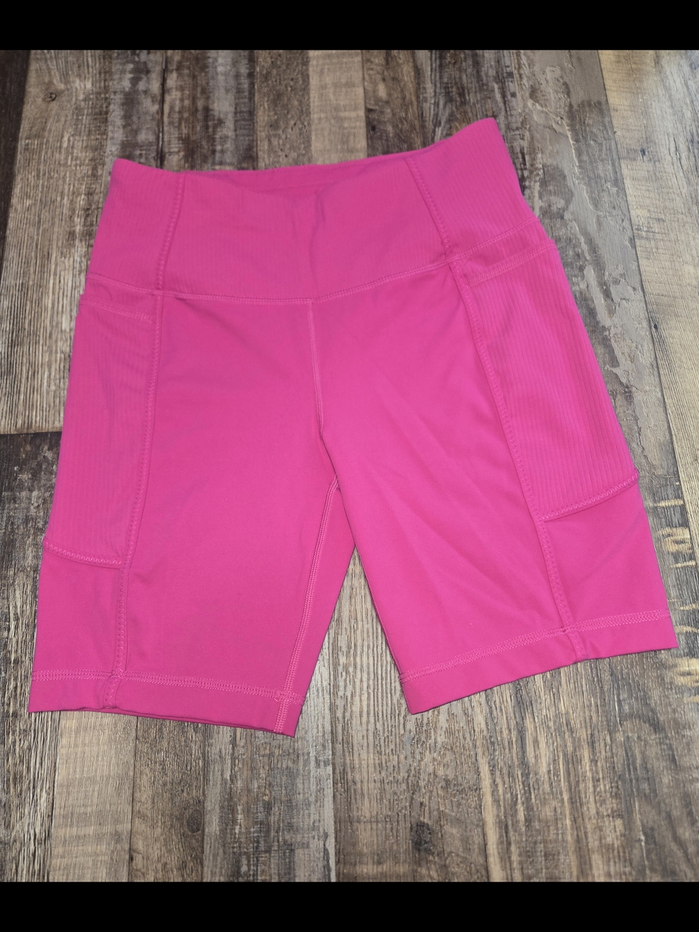 Mondetta Hot Pink High-Rise Bike Shorts with Dual Side Pockets